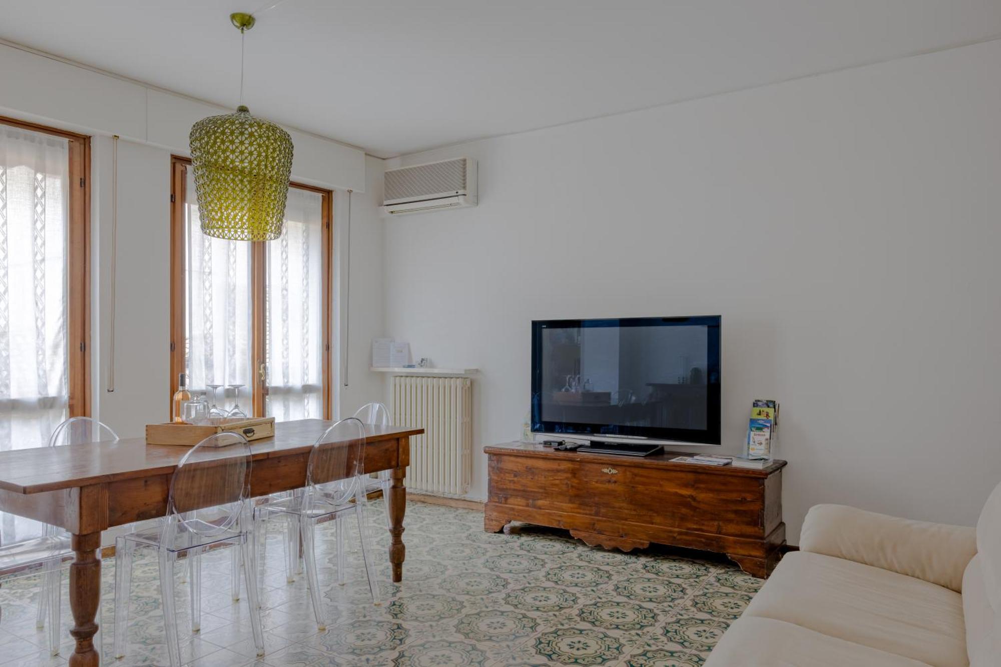 Boutique Apartment Ca Tulles Torri Del Benaco Exterior photo