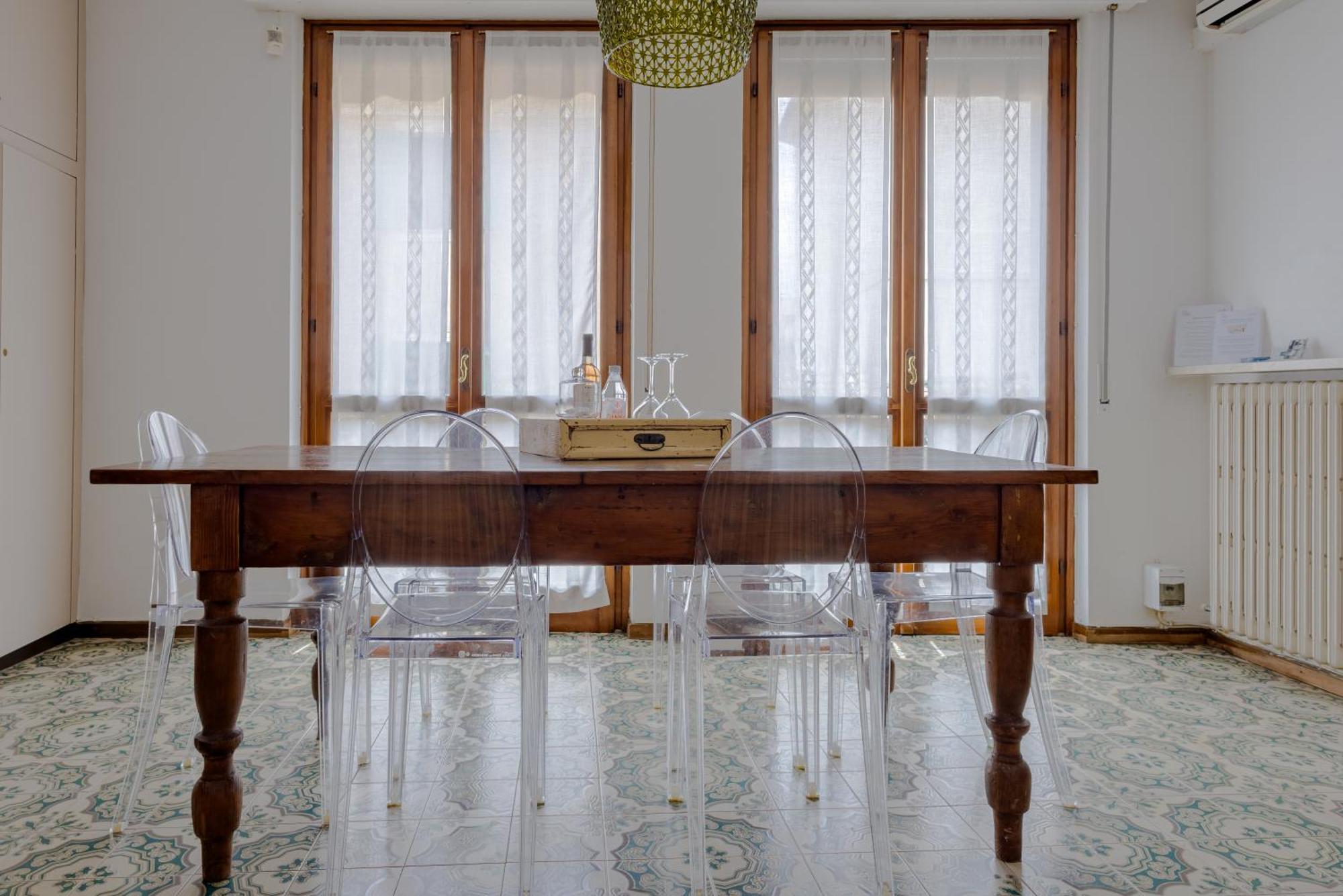 Boutique Apartment Ca Tulles Torri Del Benaco Exterior photo